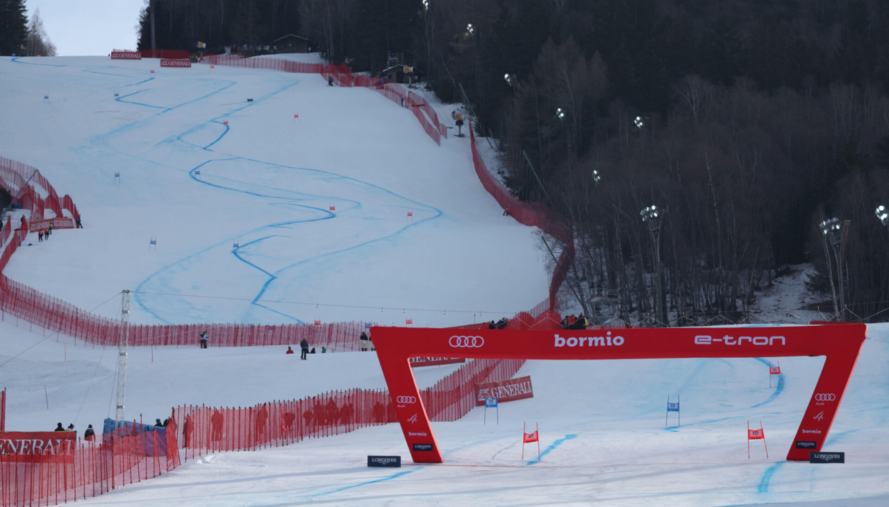 Bormio si prepara per Milano-Cortina 2026: l’impianto di innevamento sulla Stelvio è operativo