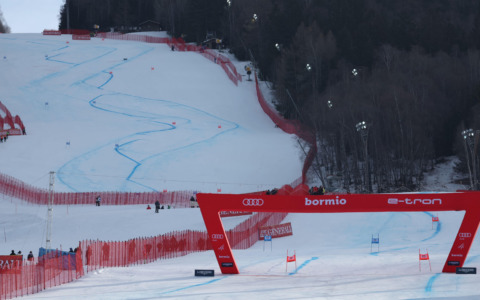 Bormio si prepara per Milano-Cortina 2026: l’impianto di innevamento sulla Stelvio è operativo
