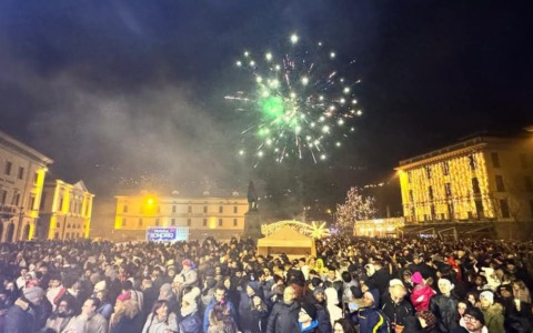 Capodanno in piazza: festeggiamenti per il 2026