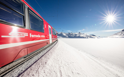 Ferrovia Retica affronta l’overtourism sul Trenino del Bernina con nuove strategie