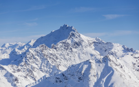 Giornata Internazionale della Montagna: otto cime da esplorare in Valtellina