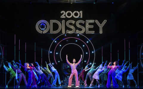 Il Teatro Sociale ospita “La febbre del sabato sera”