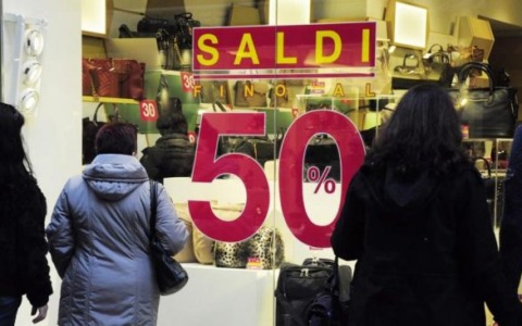 Saldi invernali 2026: inizio anticipato il 3 gennaio