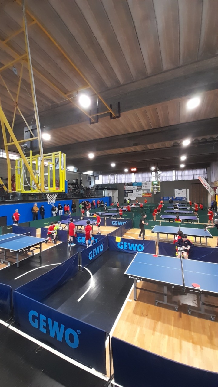 Successo del Tennis Tavolo CSI a Morbegno con 120 atleti partecipanti