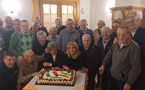 Un incontro per celebrare la storia lavorativa in Persia