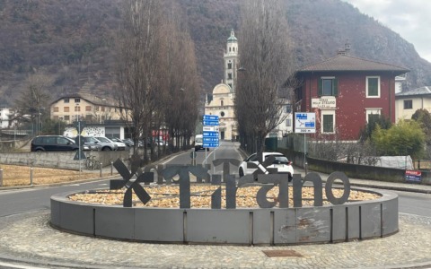 Franco Spada esprime dubbi sulle nuove scritte