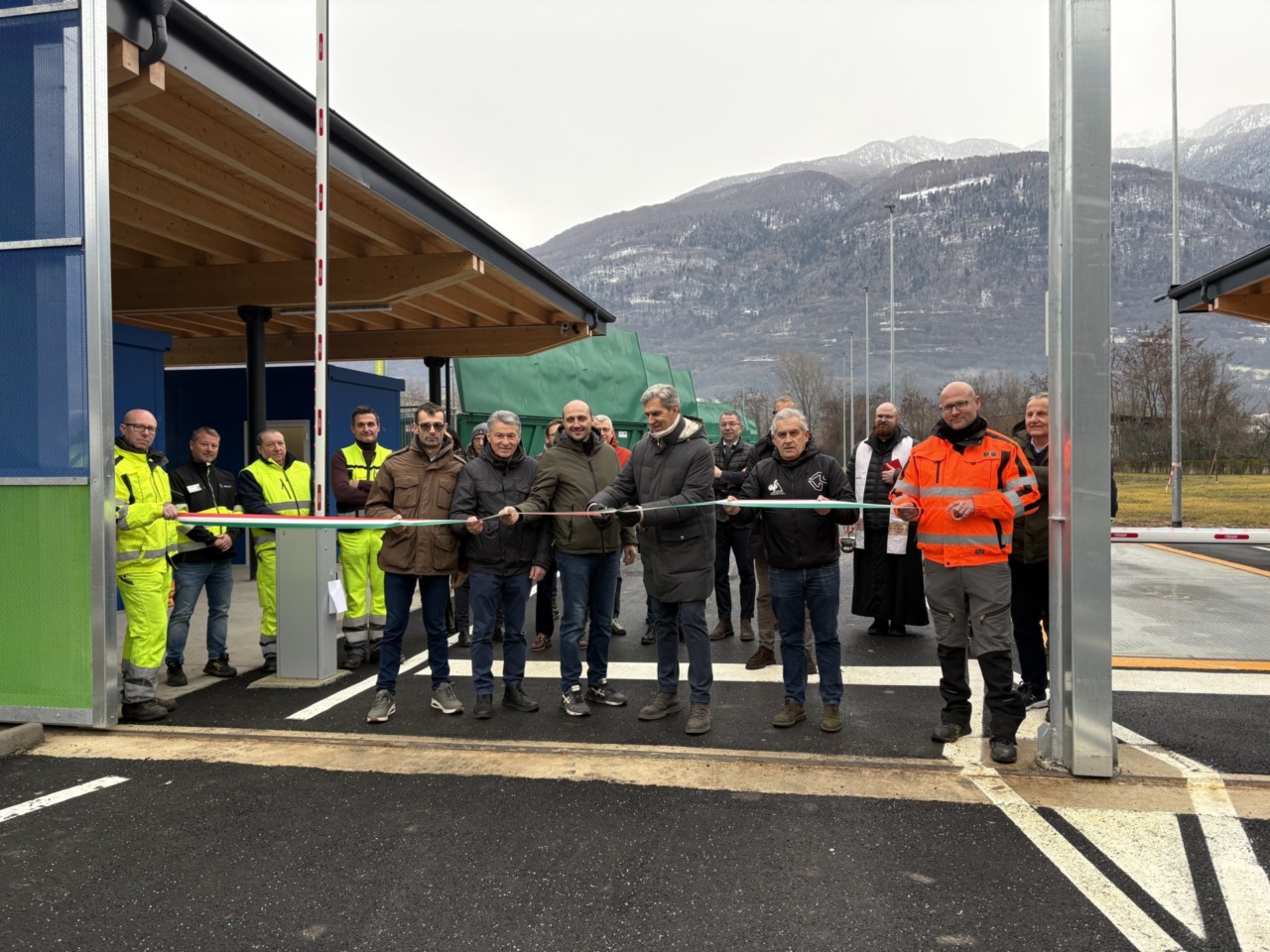 Inaugurato il Centro Intercomunale Raccolta Rifiuti