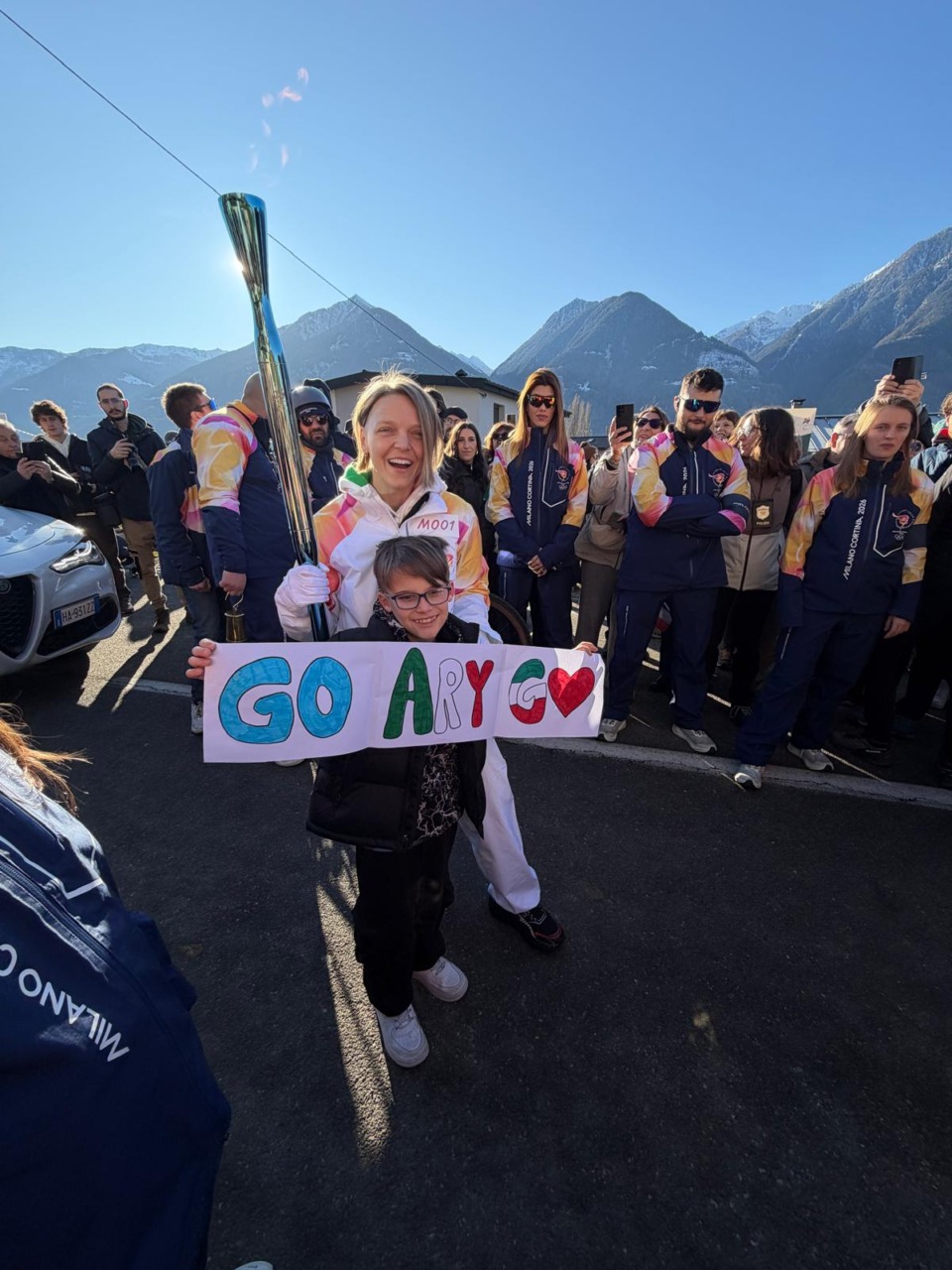 La Fiamma Olimpica illumina Berbenno: Arianna Fontana tra i tedofori