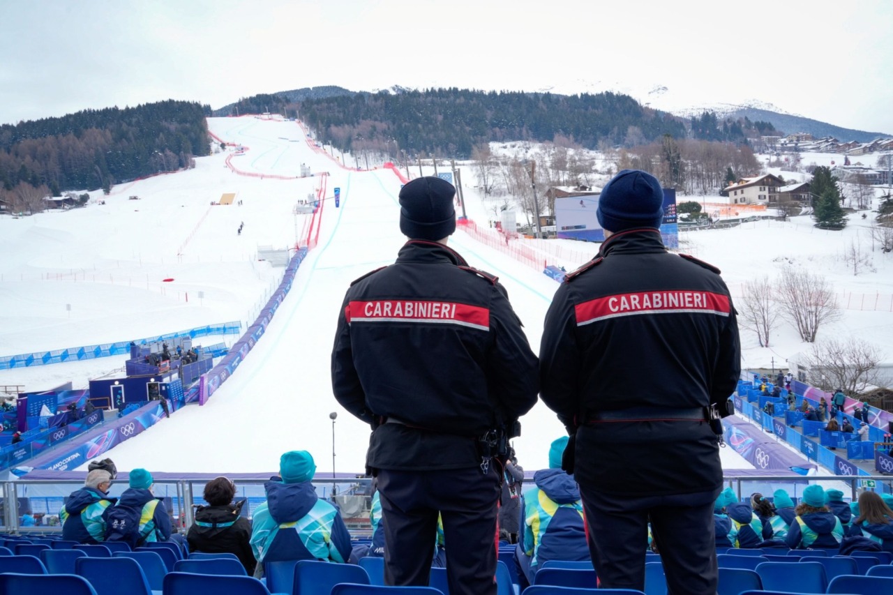 Sicurezza alle Olimpiadi invernali: in azione i tiratori scelti dei Carabinieri