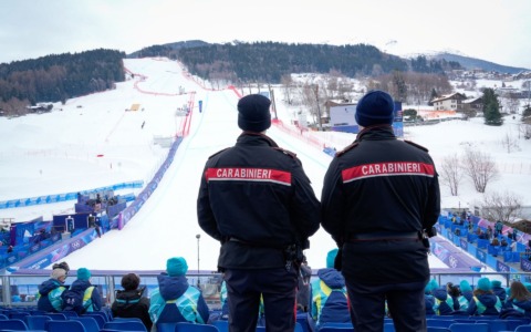 Sicurezza alle Olimpiadi invernali: in azione i tiratori scelti dei Carabinieri