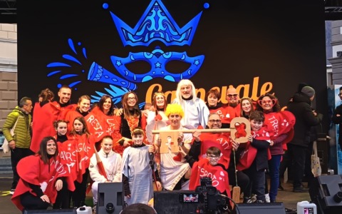 Trionfo per il Carnevale dei Ragazzi di Sondrio: vittoria per l’Oratorio di Berbenno VIDEO