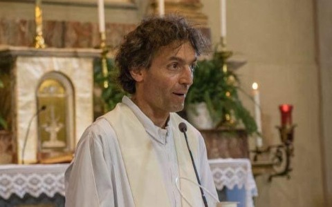 Inizia il processo di beatificazione per don Roberto Malgesini, un simbolo di speranza per la Chiesa di Como