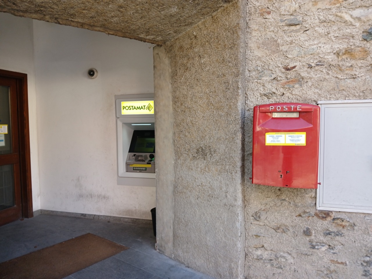 Poste Italiane installa 16 cassette postali digitali in provincia di Sondrio