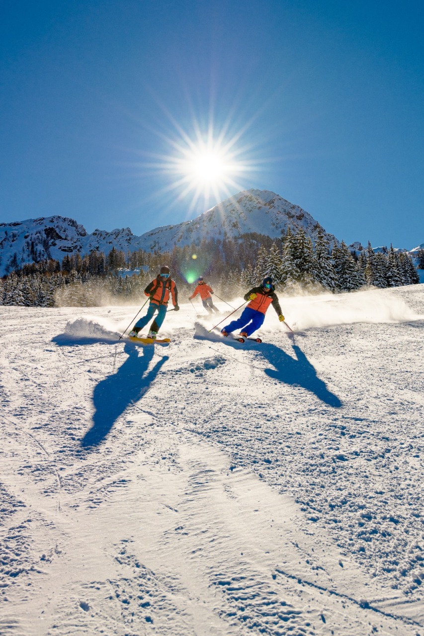 Sciata in maschera di beneficenza: sport e solidarietà