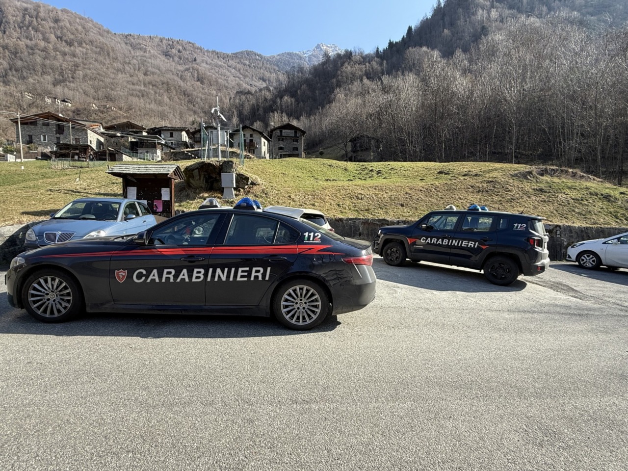 Un giovane accoltellato: arrestato l’aggressore armato di tirapugni con lama