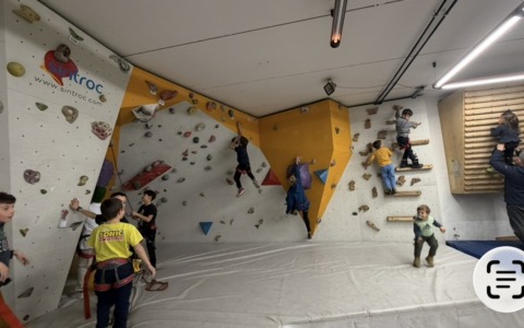 Corso di arrampicata sportiva per ragazzi delle scuole elementari e medie