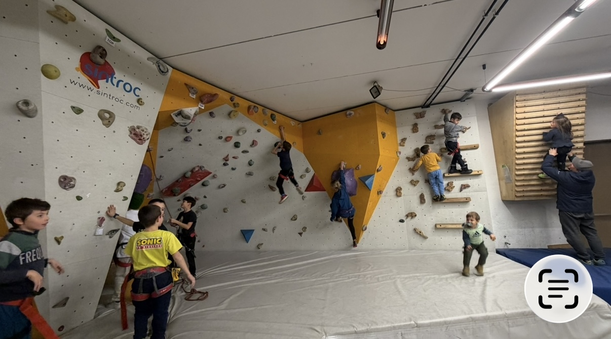 Corso di arrampicata sportiva per ragazzi delle scuole elementari e medie
