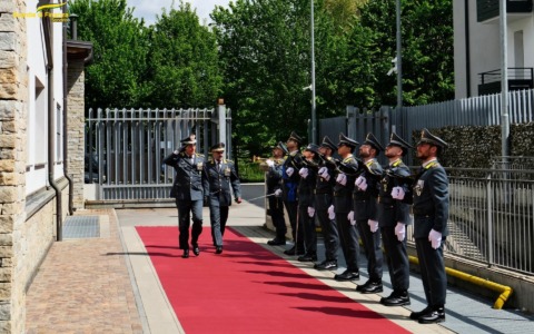Il Comandante Regionale della Guardia di Finanza in visita a Sondrio e Tirano