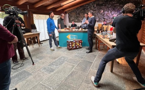 Piuro protagonista su una rete svizzera con “Siamo fuori”