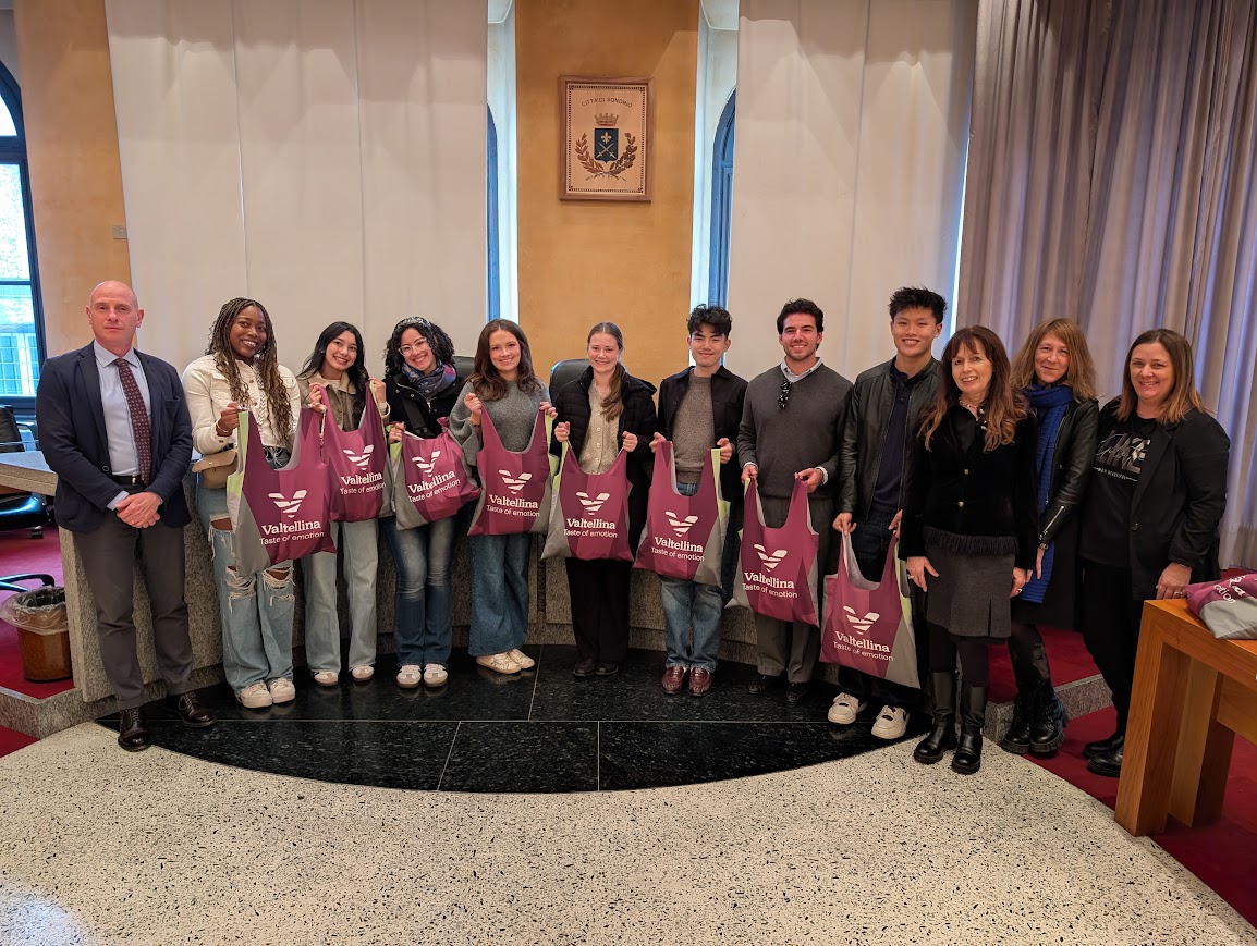 Sondrio accoglie visitatori da tutto il mondo a Palazzo Pretorio