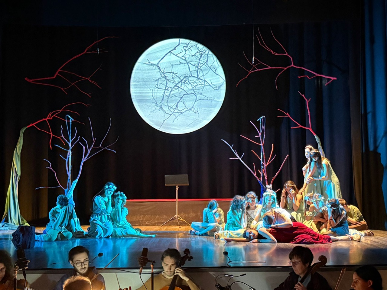 Al Teatro Sociale: “Orfeo ed Euridice nel mondo di Ade”