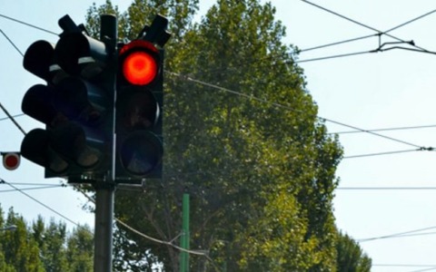Semafori intelligenti per una viabilità più sicura e fluida
