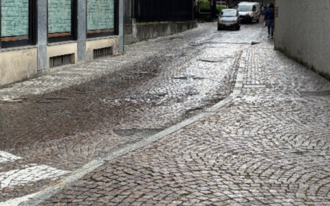 Via Gavazzeni chiusa al traffico fino al 29 maggio per lavori
