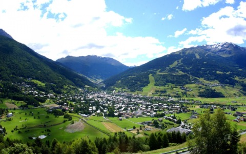 Il parco V Alpini necessita di un urgente intervento di recupero