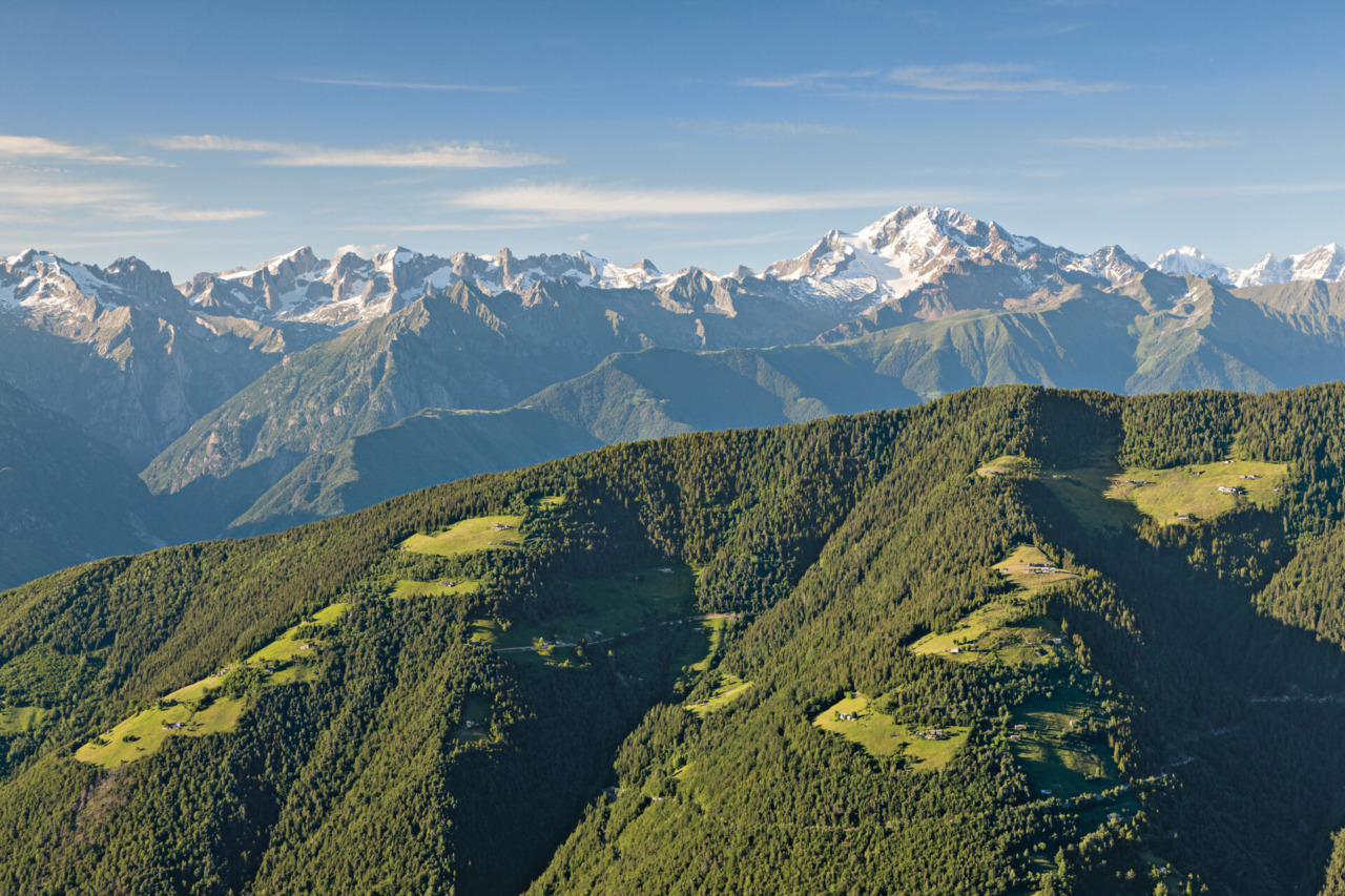 Interventi di manutenzione per i sentieri del Parco delle Orobie Valtellinesi