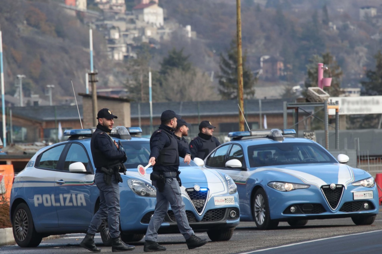 Polizia di Stato: oltre 650 persone identificate in controlli straordinari