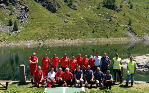 Soccorso Alpino e Croce Rossa: esercitazione alla diga del Lago Pescegallo