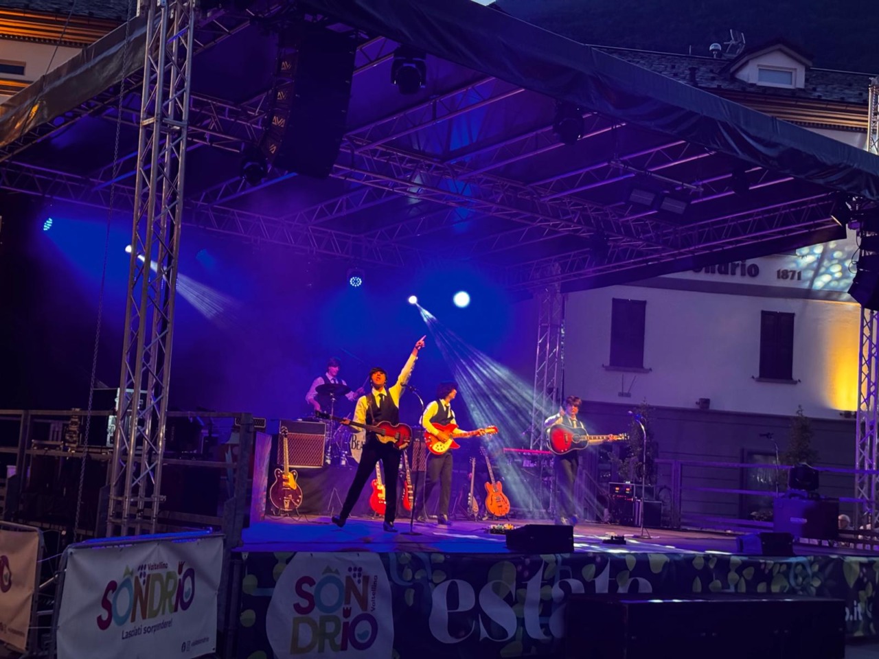 The Beatbox incanta il pubblico con i successi dei Beatles